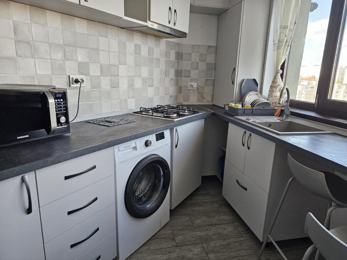 Astero Apartments Premium Accomodation Iasi Esterno foto